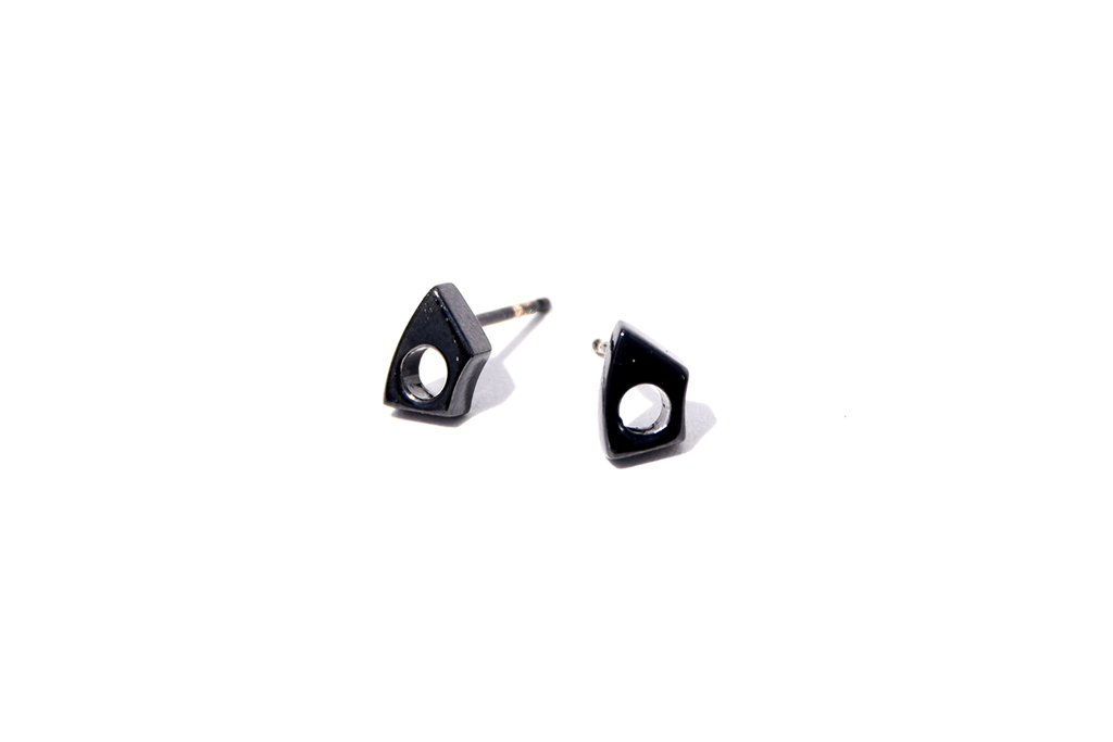 BENT RING STUD EARRINGS