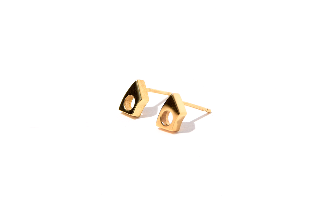 BENT RING STUD EARRINGS