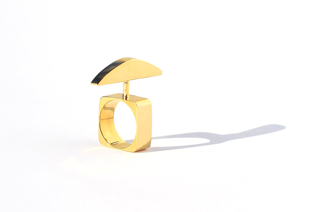 PEDESTAL RING